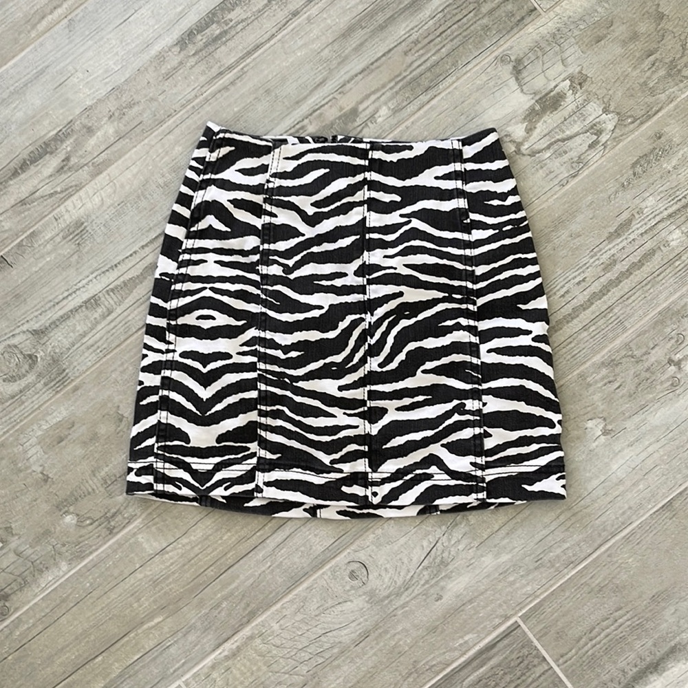 Zebra Print XS Skirt